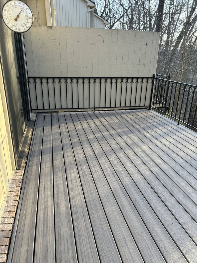 Pool Deck Builders near Novi
