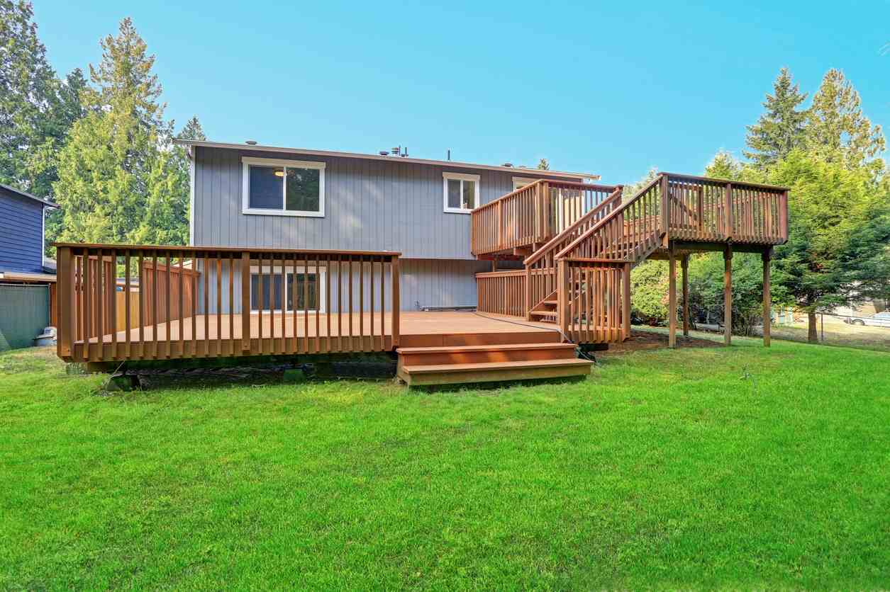 Designing Multilevel Decks